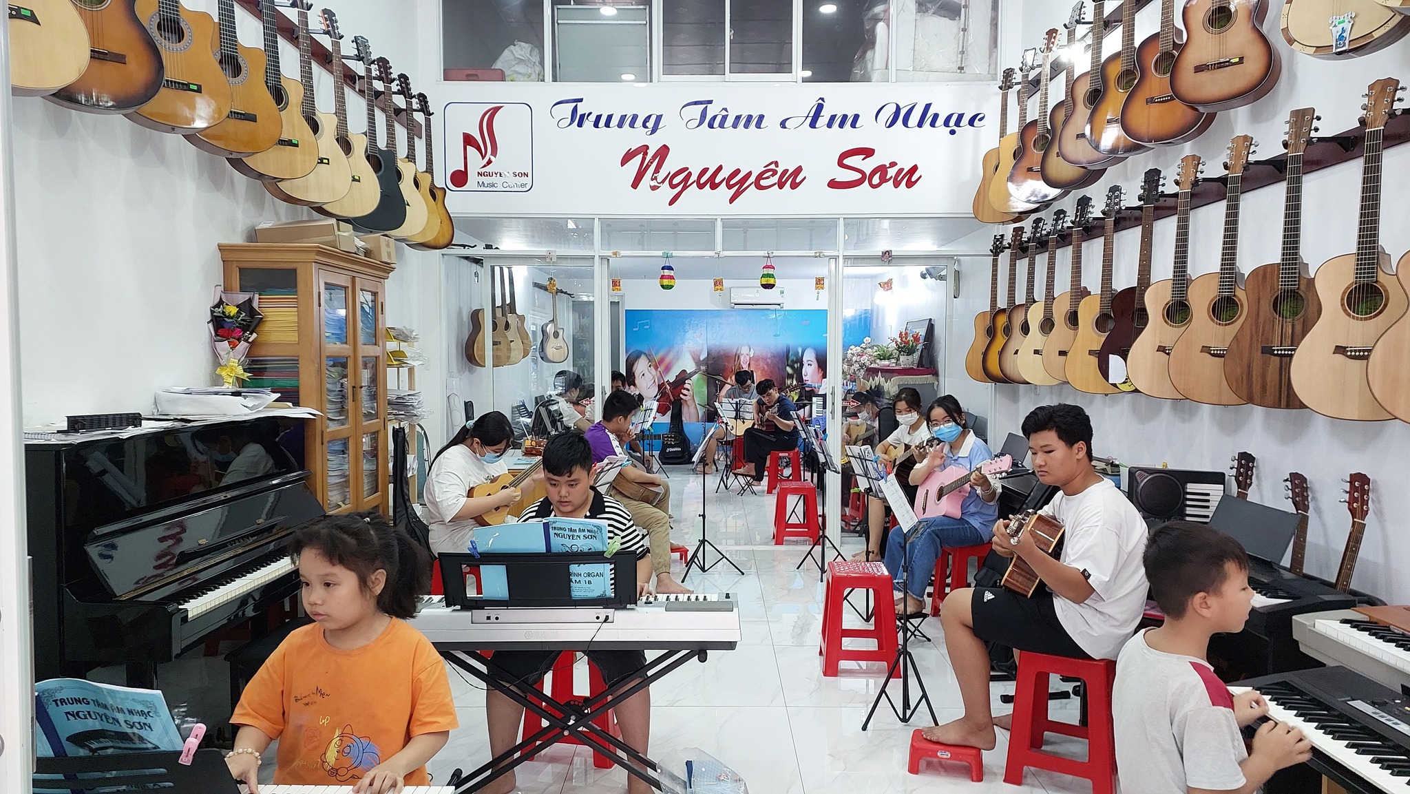 Trung Tâm Âm Nhạc Nguyên Sơn ảnh 1