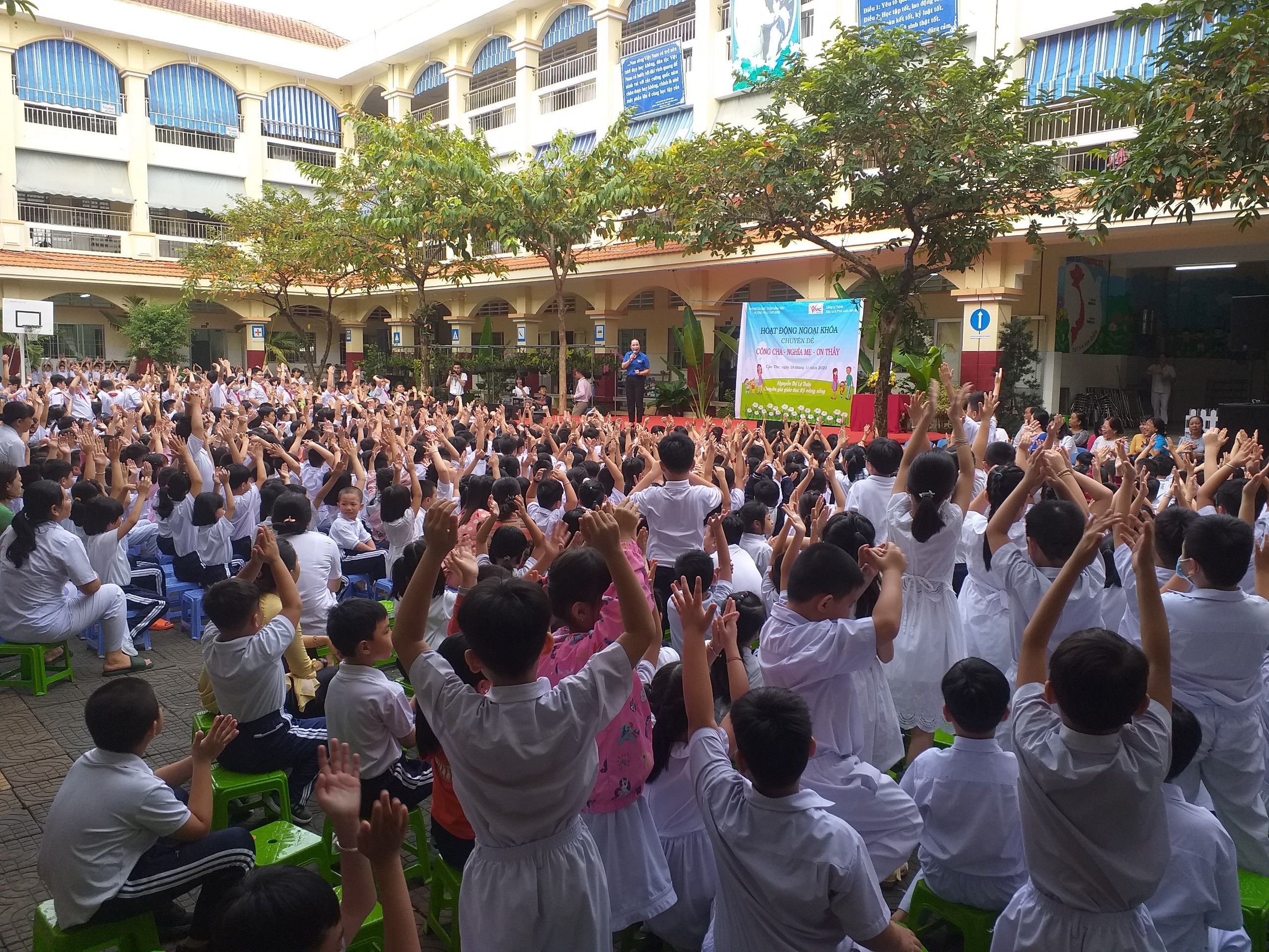 Trường Tiểu học Lê Quý Đôn ảnh 2