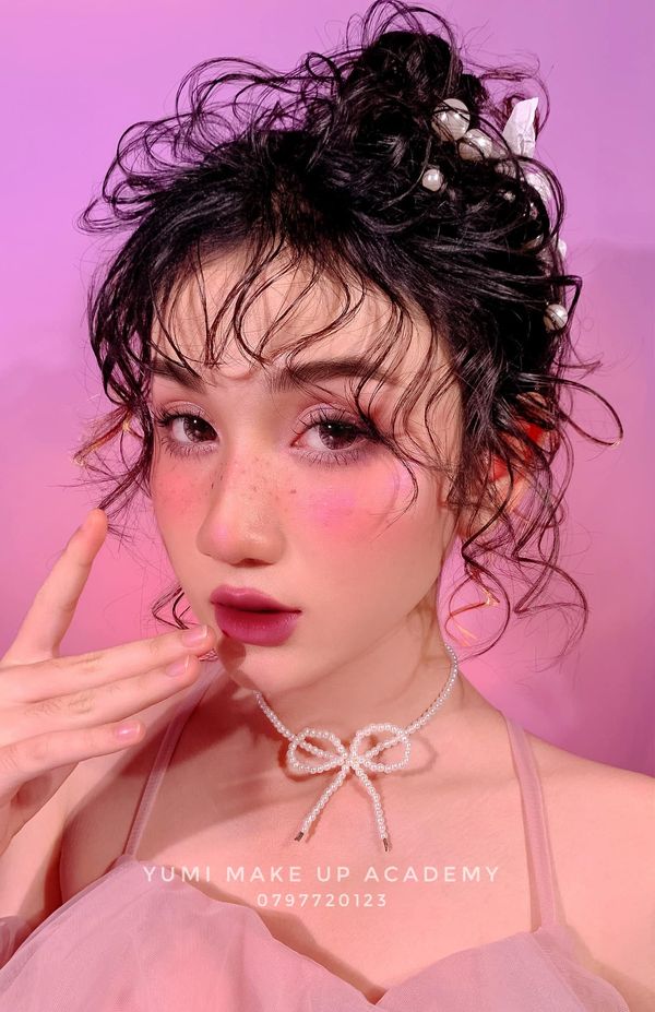 Yumi Makeup Academy ảnh 1