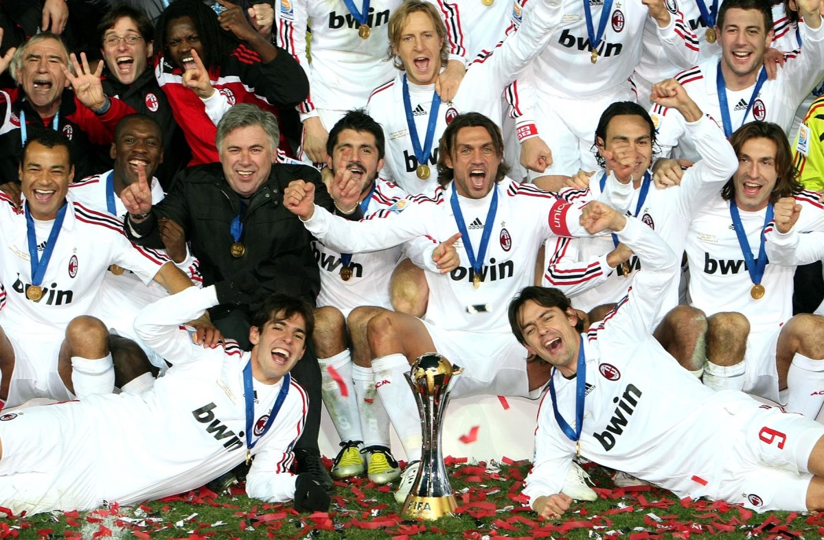 AC Milan đăng quang giải đấu vào năm 2007 ảnh 1