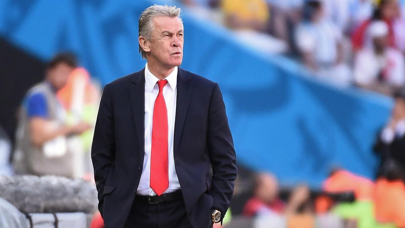 Ottmar Hitzfeld  là một nhà cầm quân tài ba ảnh 1