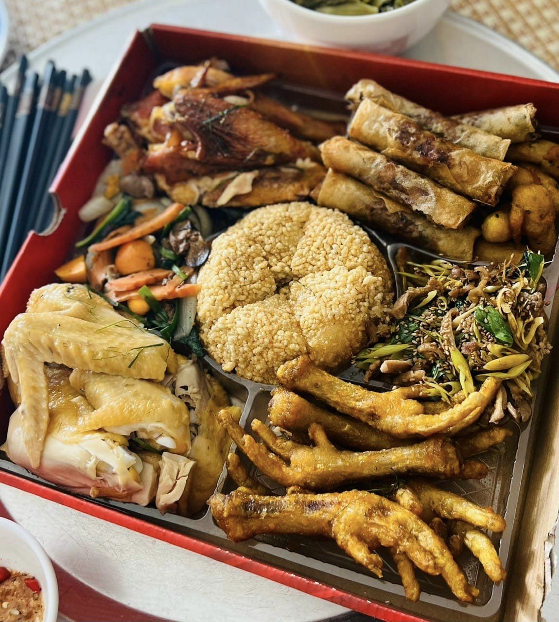 Nhà Hàng Vương Quốc Gà ảnh 2