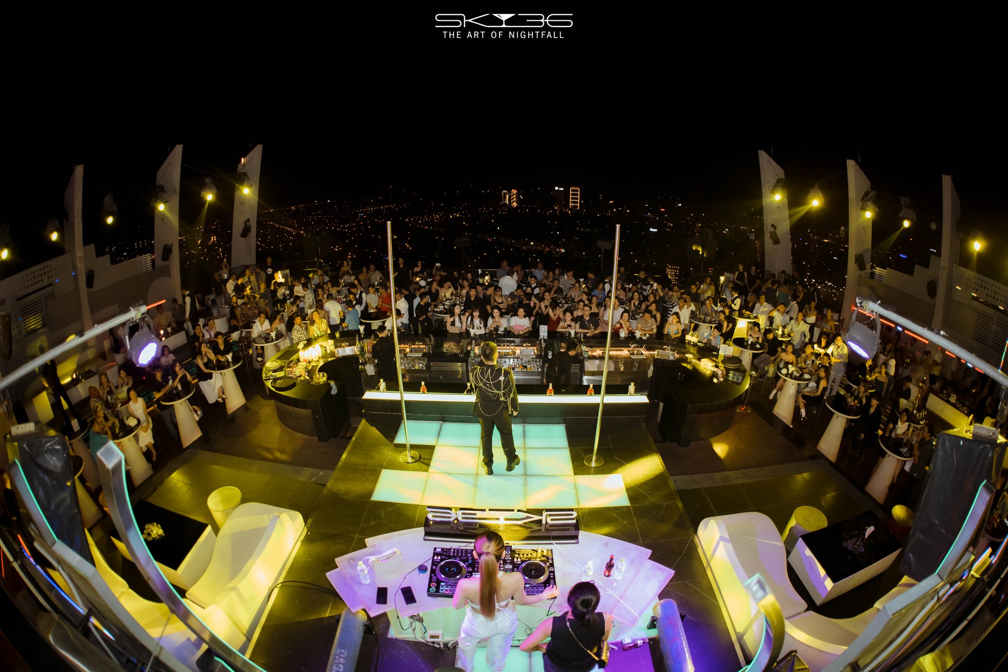 Sky36 - Lounge, Sky Bar & Event Venue ảnh 2