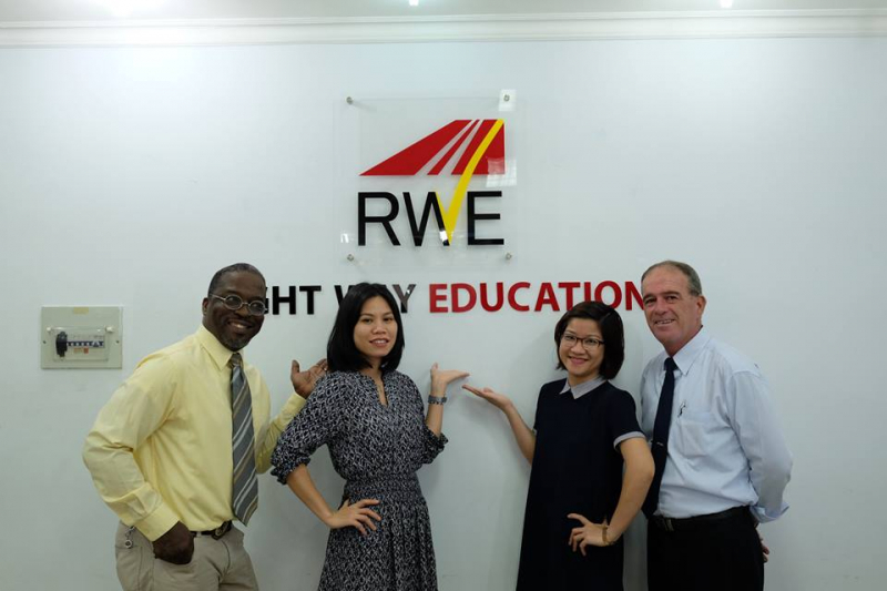 Right Way Education JSC ảnh 1