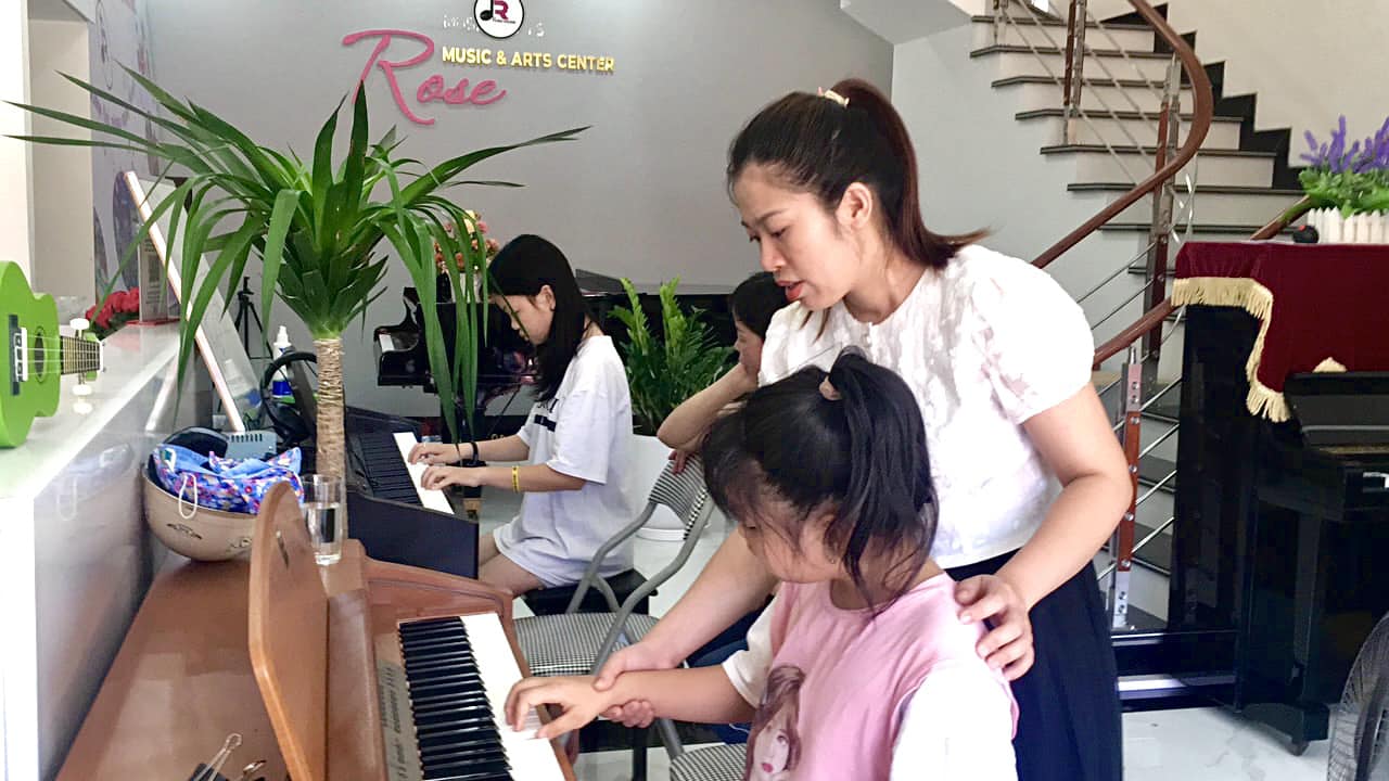 Trung tâm âm nhạc Rose Music ảnh 2