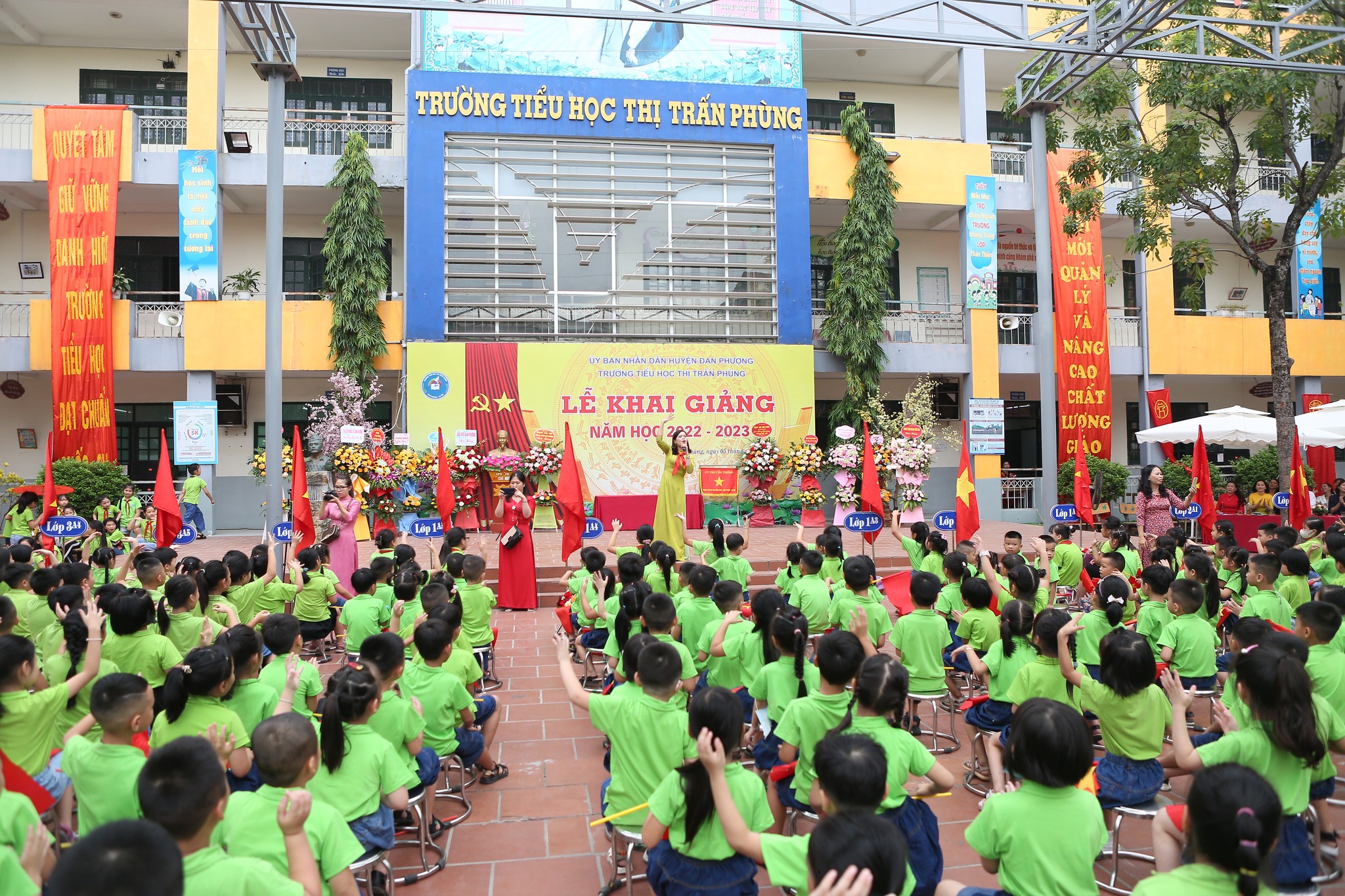 Trường Tiểu học Thị trấn Phùng ảnh 1