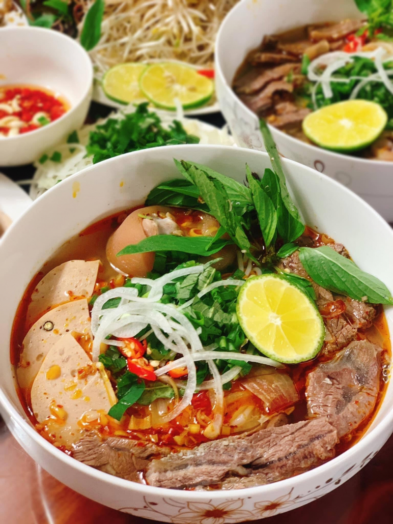 Bún bò Hoa Lâm ảnh 1