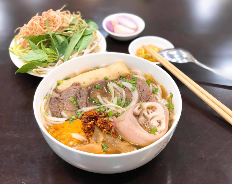 Bún bò Huế Thanh Long ảnh 1