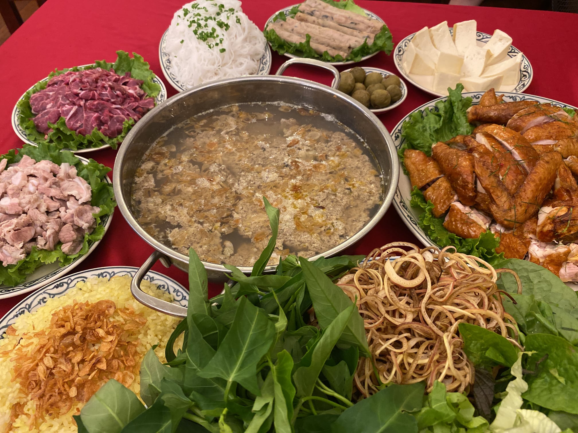 Món ngon nhất tại nhà hàng Hà Nội Xưa chính là lẩu cua đồng ảnh 1