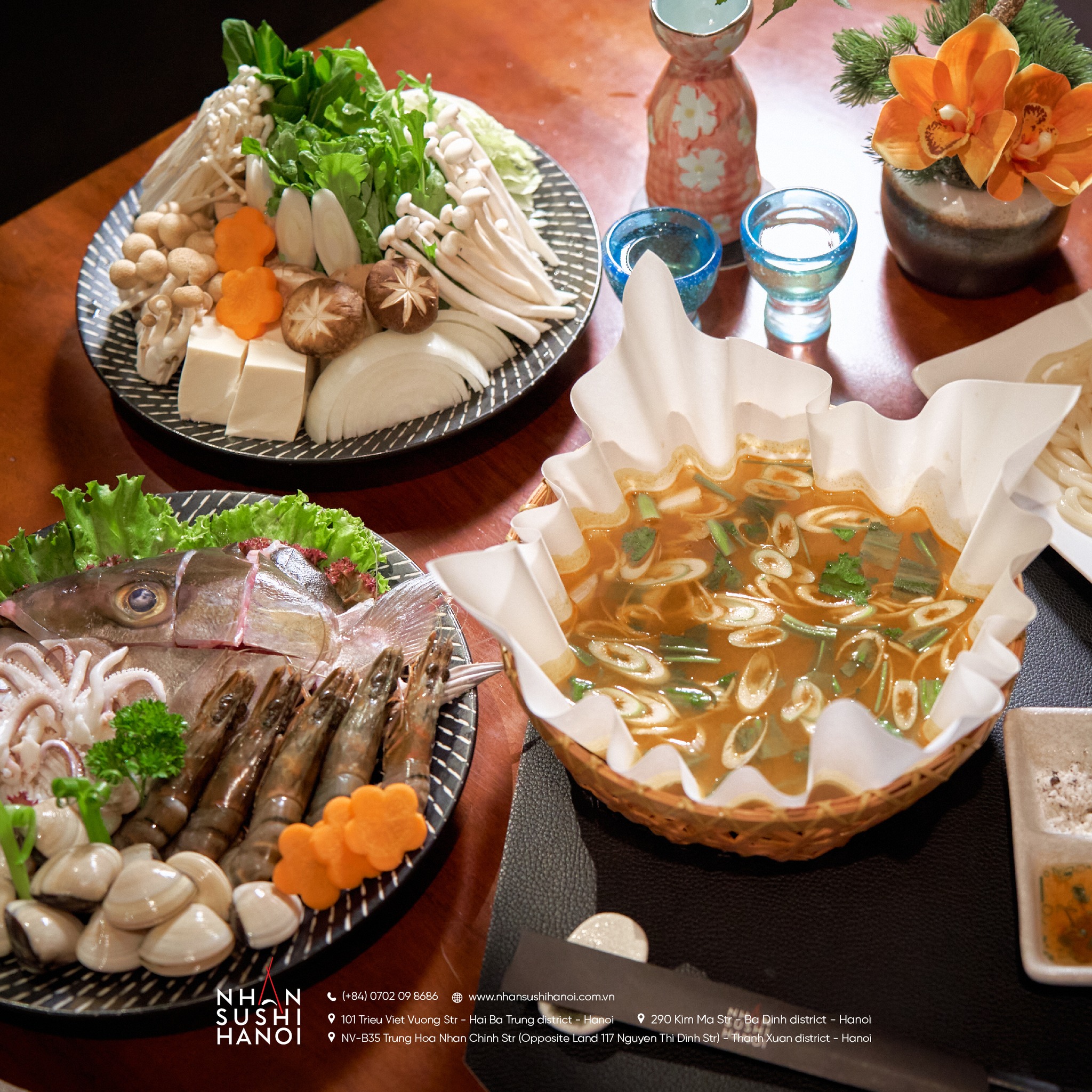 Sushi tại nhà hàng ảnh 3