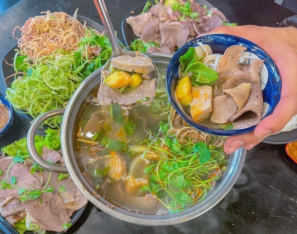 Lẩu Bò Giáo Sĩ ảnh 2