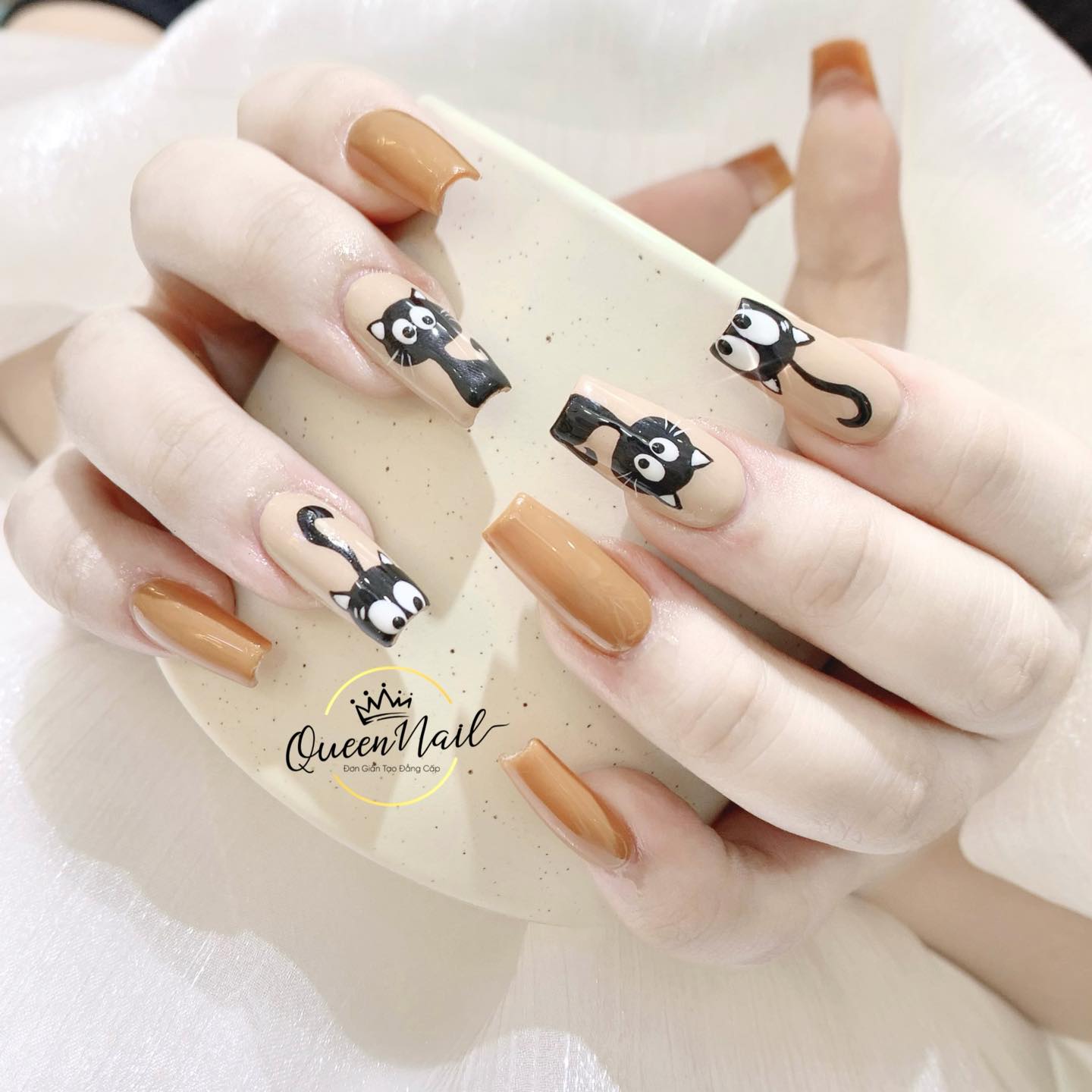 Queen Nail ảnh 1