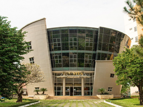Thư viện Đại Học Ngân hàng TP HCM ảnh 1