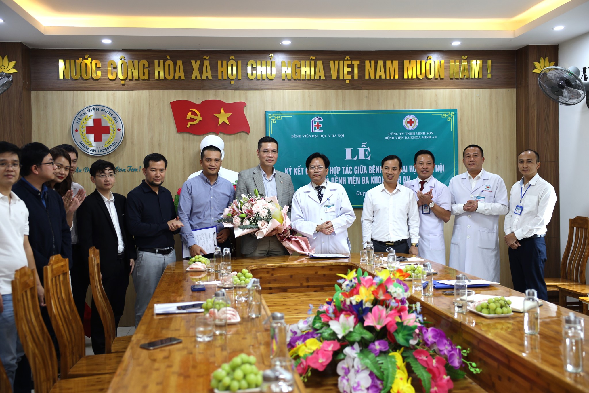 Bệnh Viện Đại Học Y Hà Nội ảnh 3