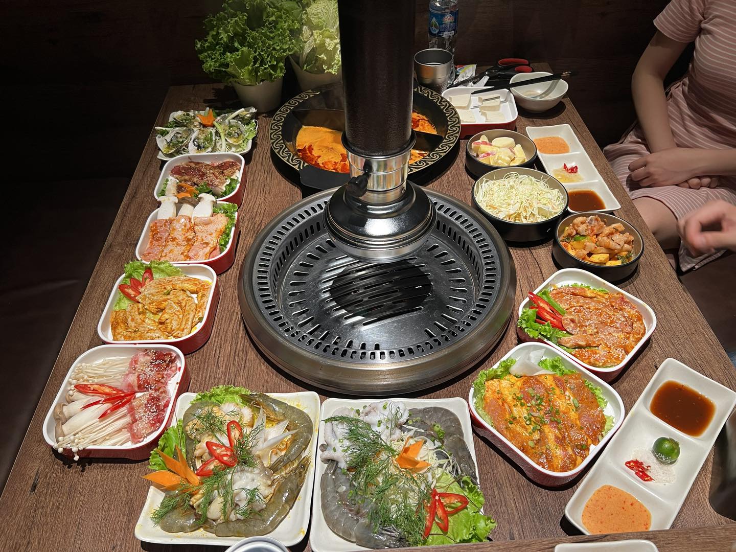 Chạn Buffet ảnh 1