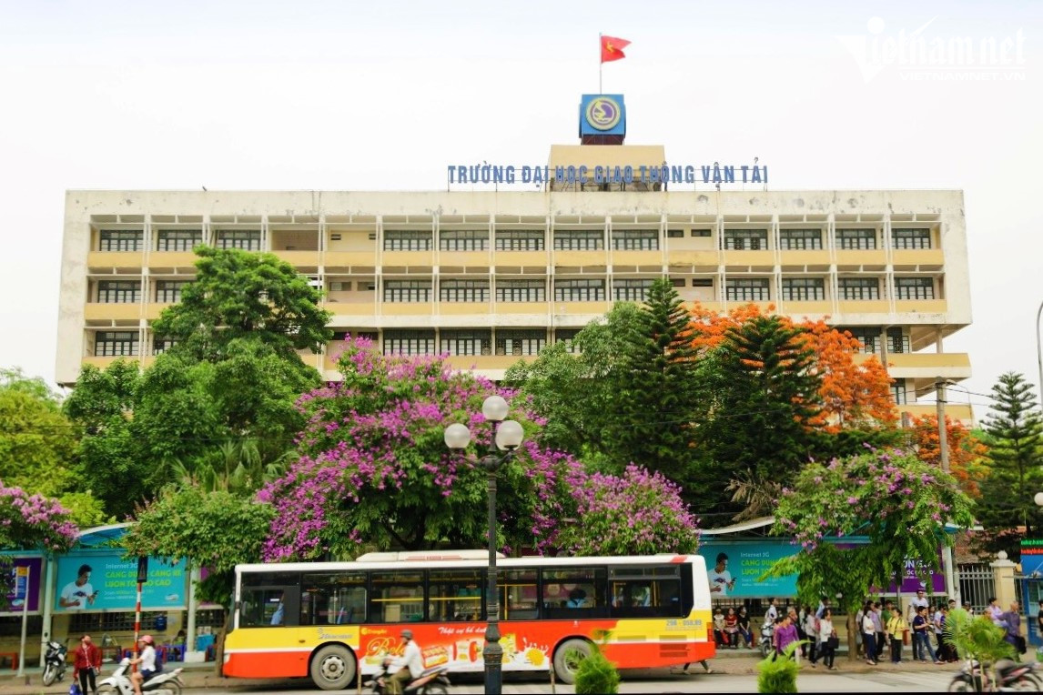 Đại Học Giao Thông Vận Tải ảnh 1