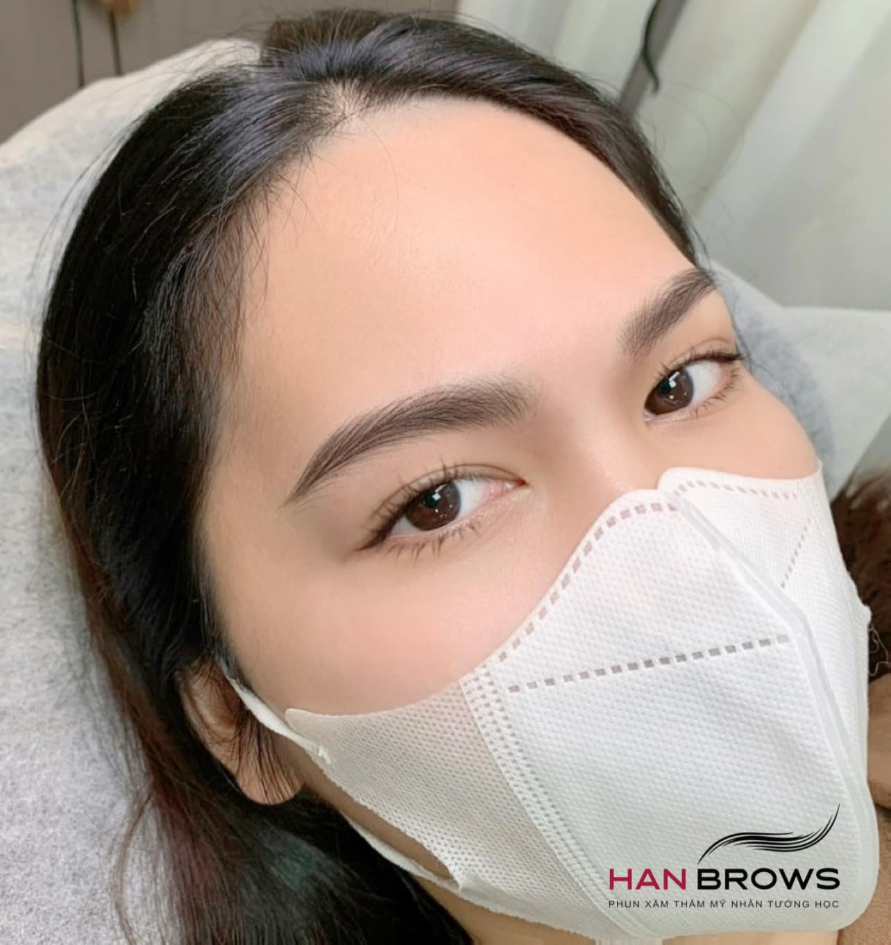 Han Brows ảnh 2