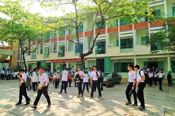 Trường THPT Nguyễn Văn Trỗi ảnh 2