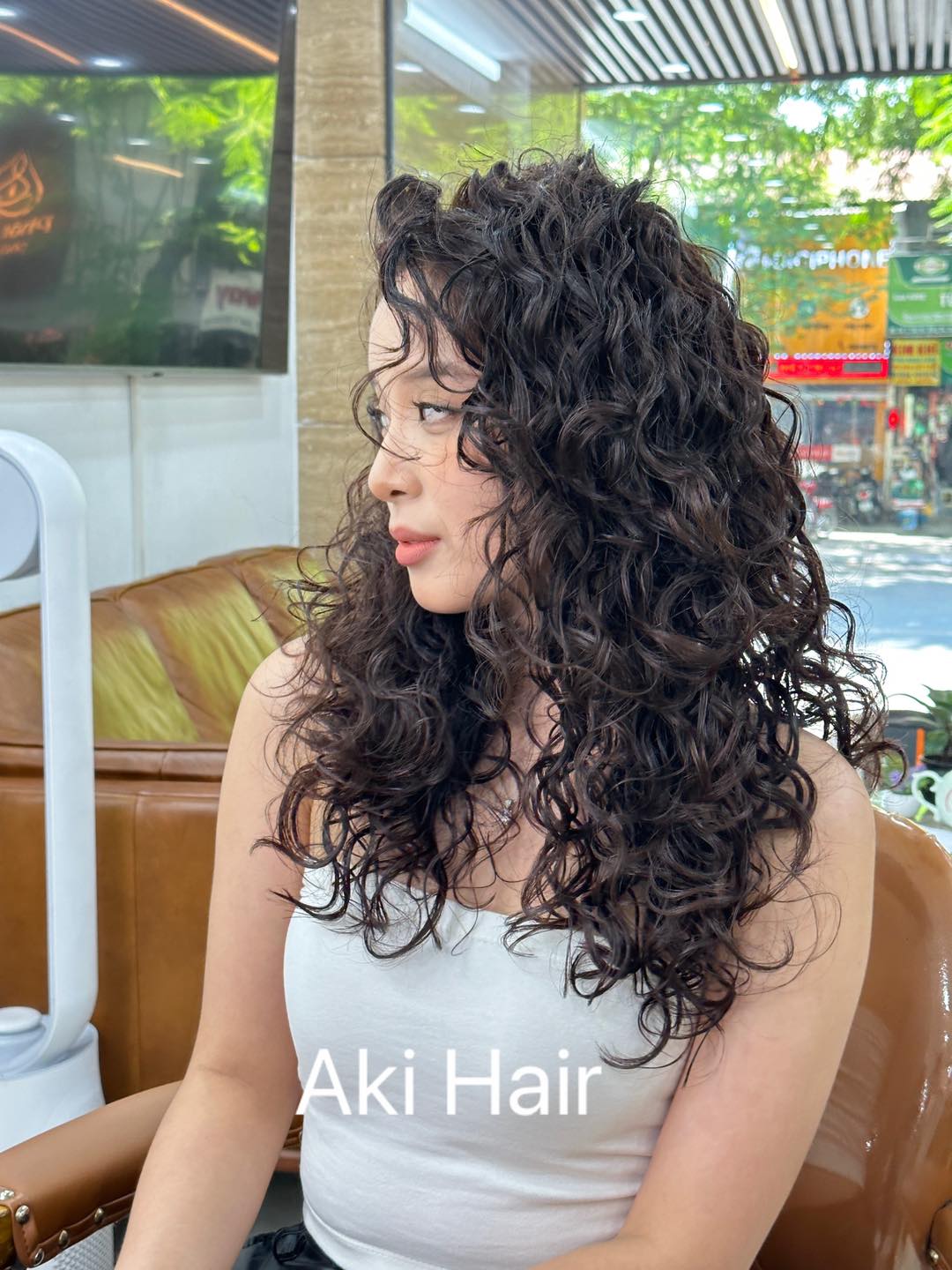 Aki Hairdressing Salon ảnh 2