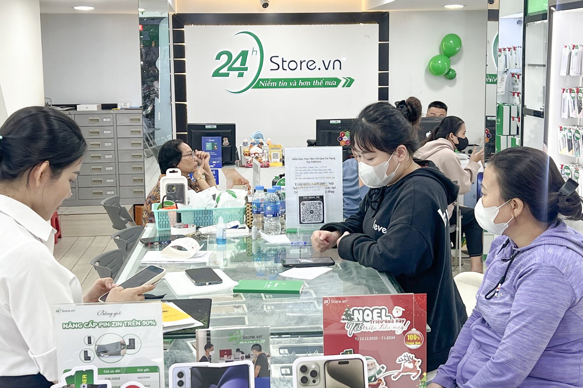 24h Store ảnh 1