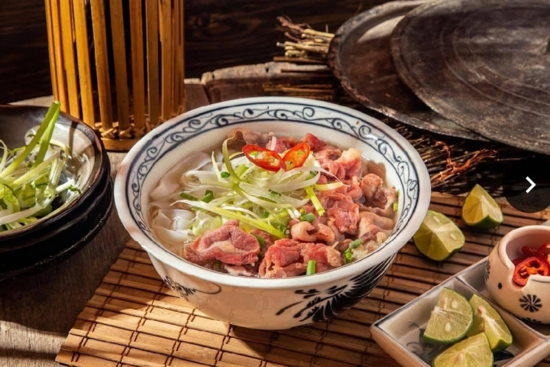 Bún bò Huế - Ngự Uyển ảnh 1