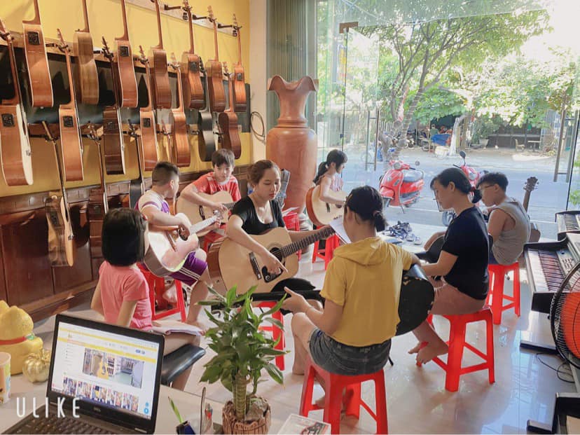 Shop Đàn Guitar Đà Nẵng ảnh 2