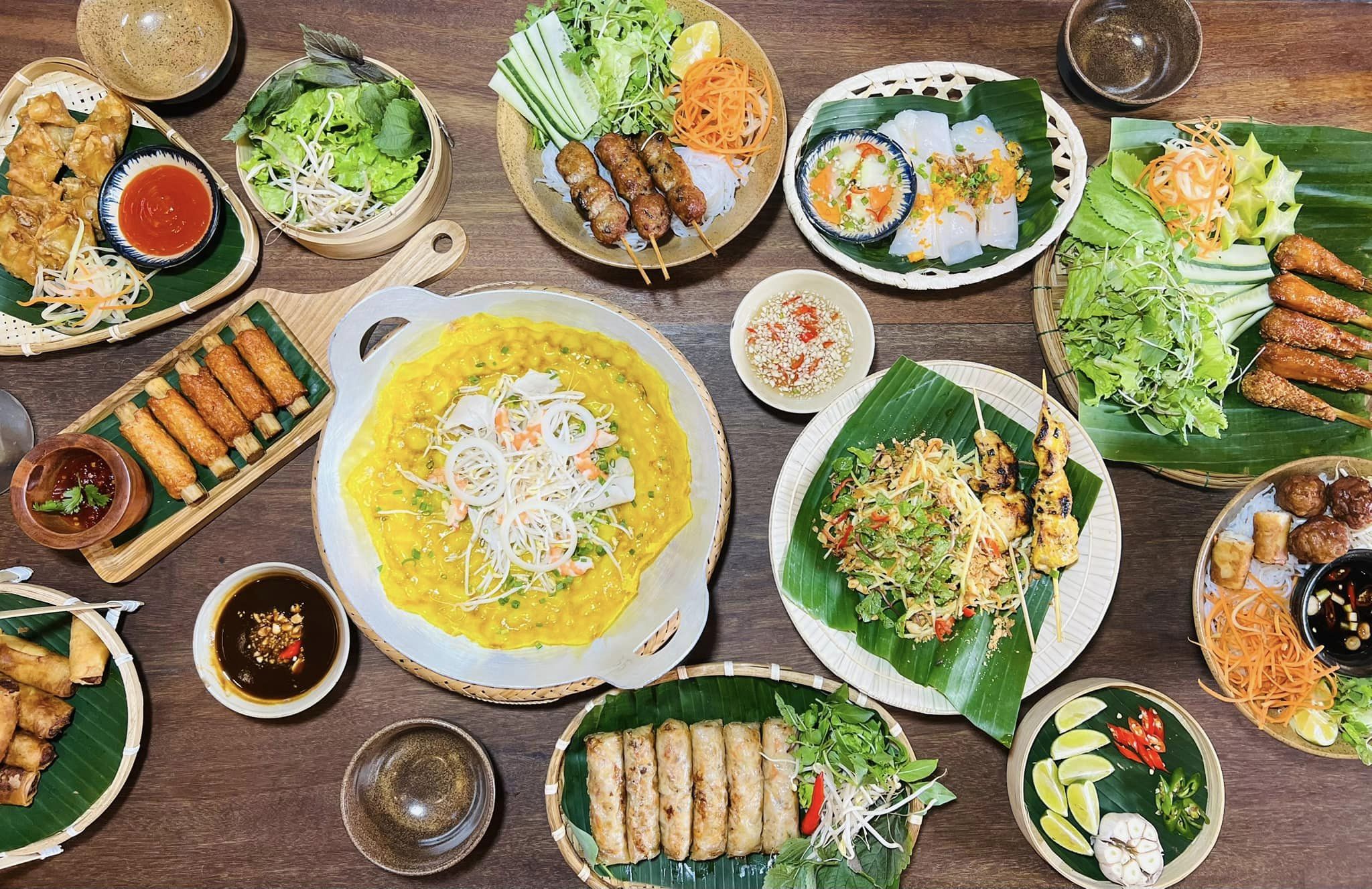Cơm Linh ảnh 2