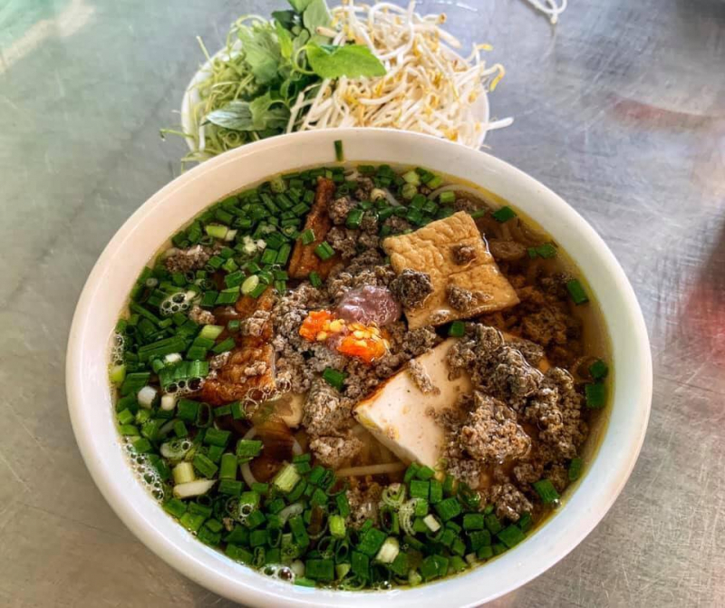 Bún Riêu Cua Ngô Gia Tự ảnh 2