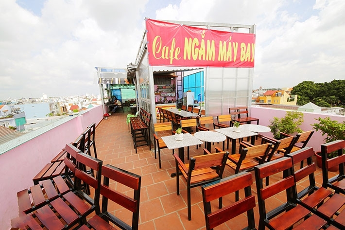 Đất Sài Gòn - Cafe Ngắm Máy Bay ảnh 3