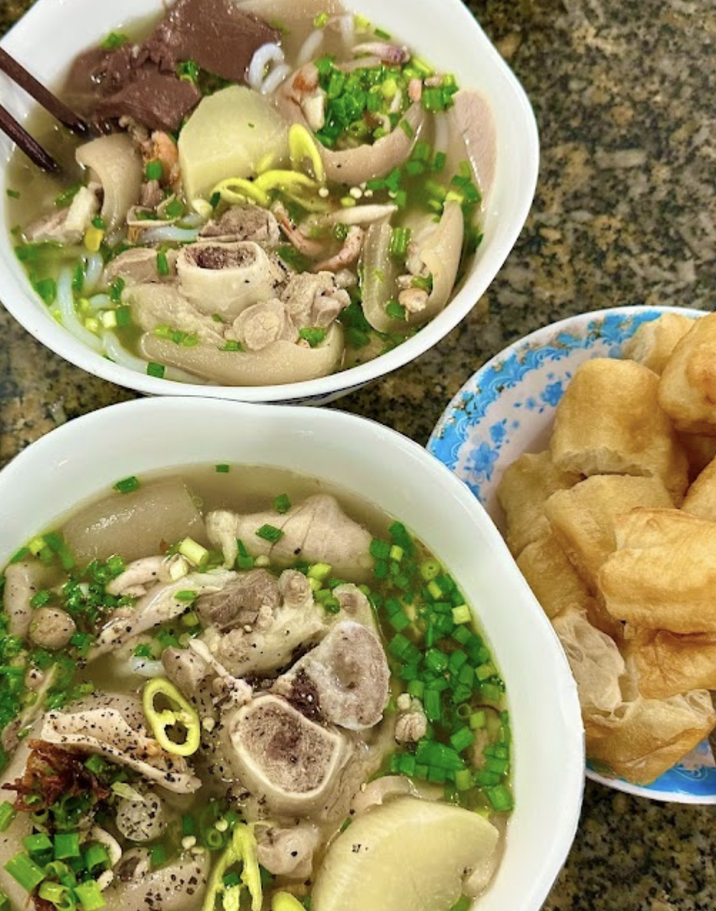 Bánh Canh Giò Heo Phú Thuận ảnh 1