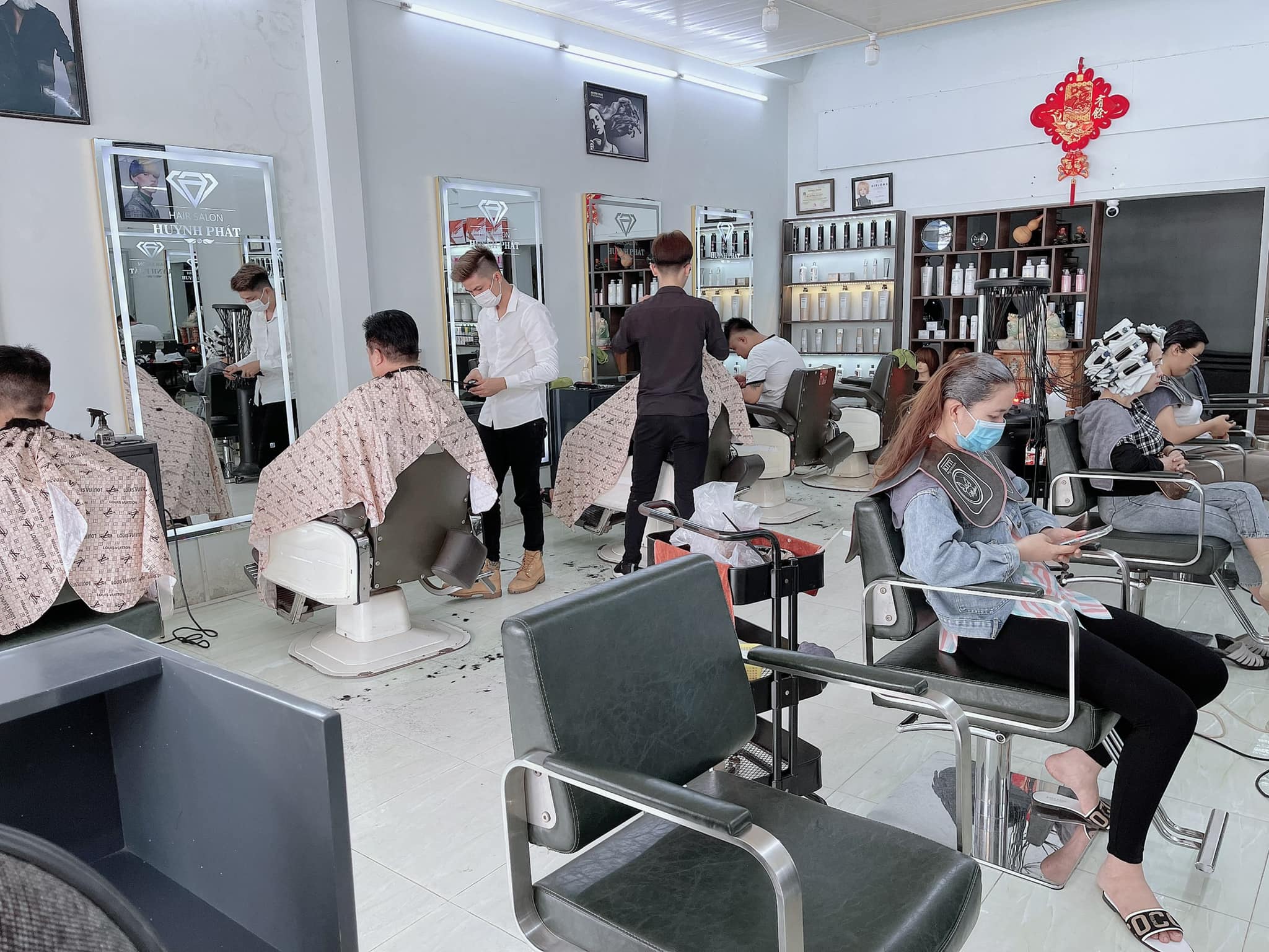 Hair Salon Huỳnh Phát ảnh 1