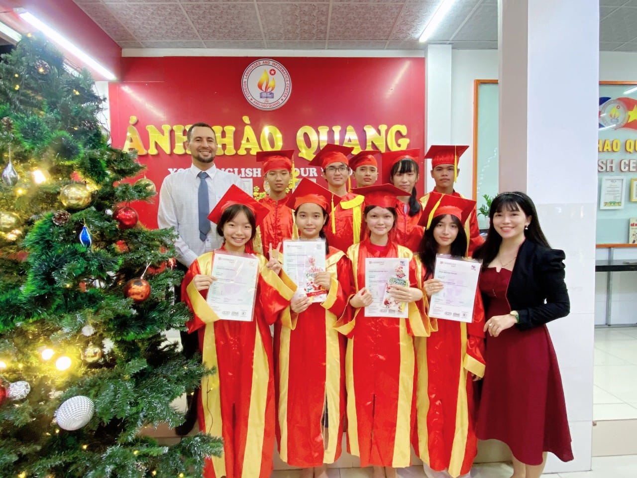 Trung Tâm Ngoại Ngữ ÁNH HÀO QUANG ảnh 2