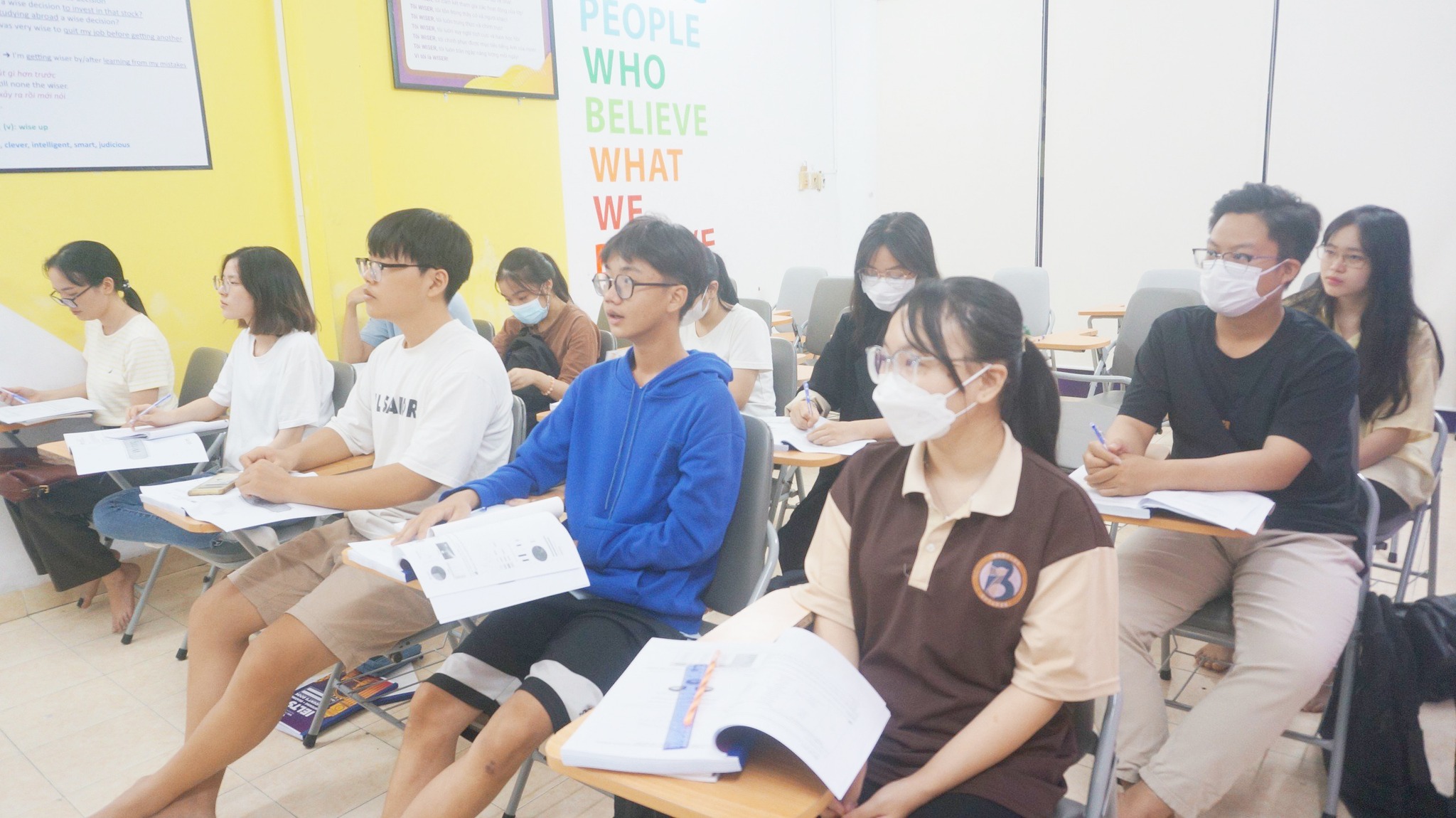 WISE English ảnh 2