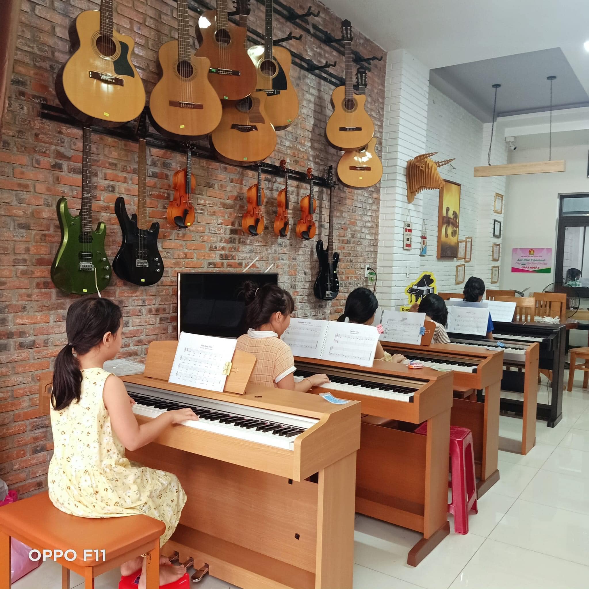 Dương Cầm Music ảnh 2