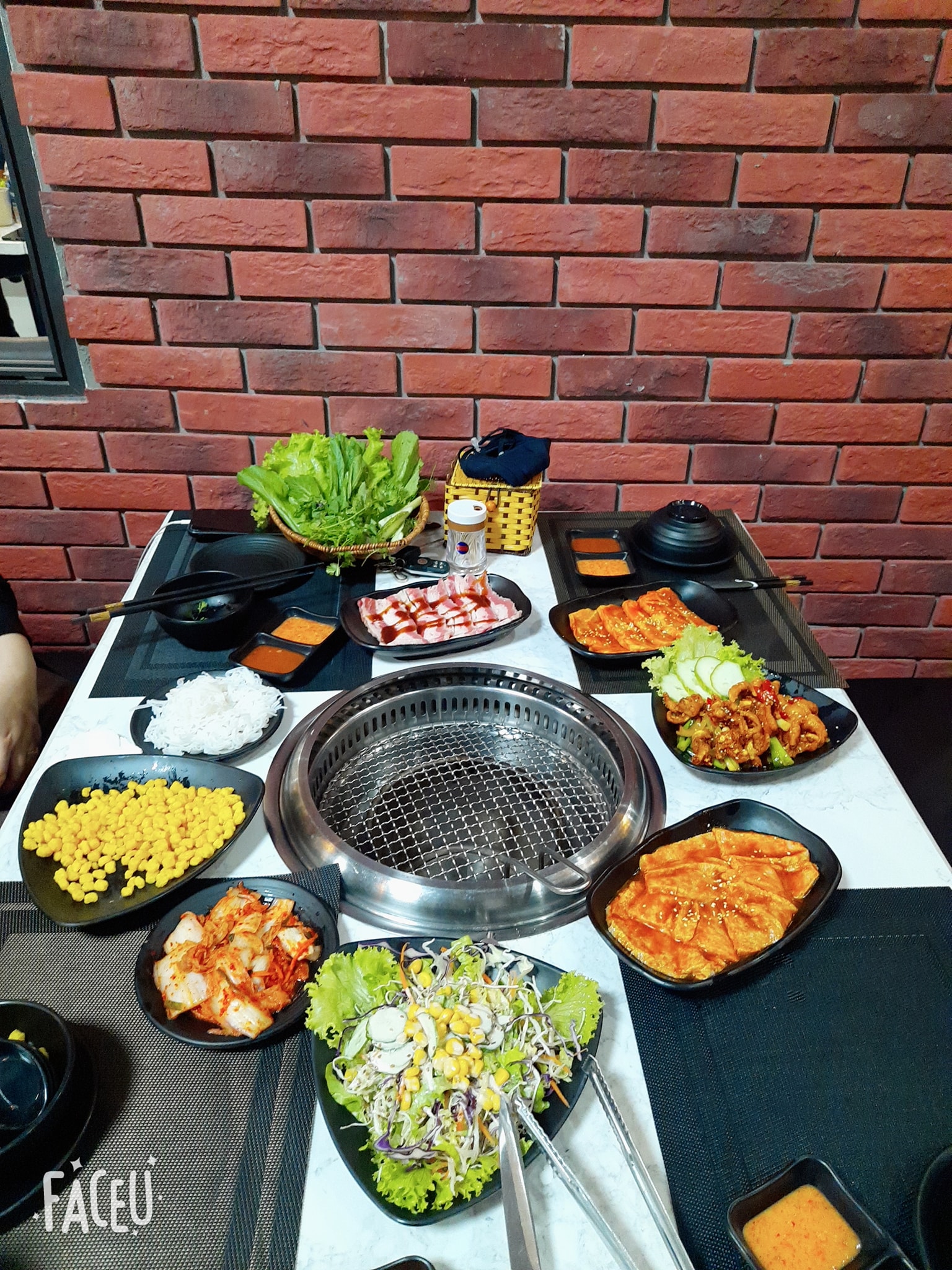 Lẩu Nướng VHC Korean BBQ ảnh 2