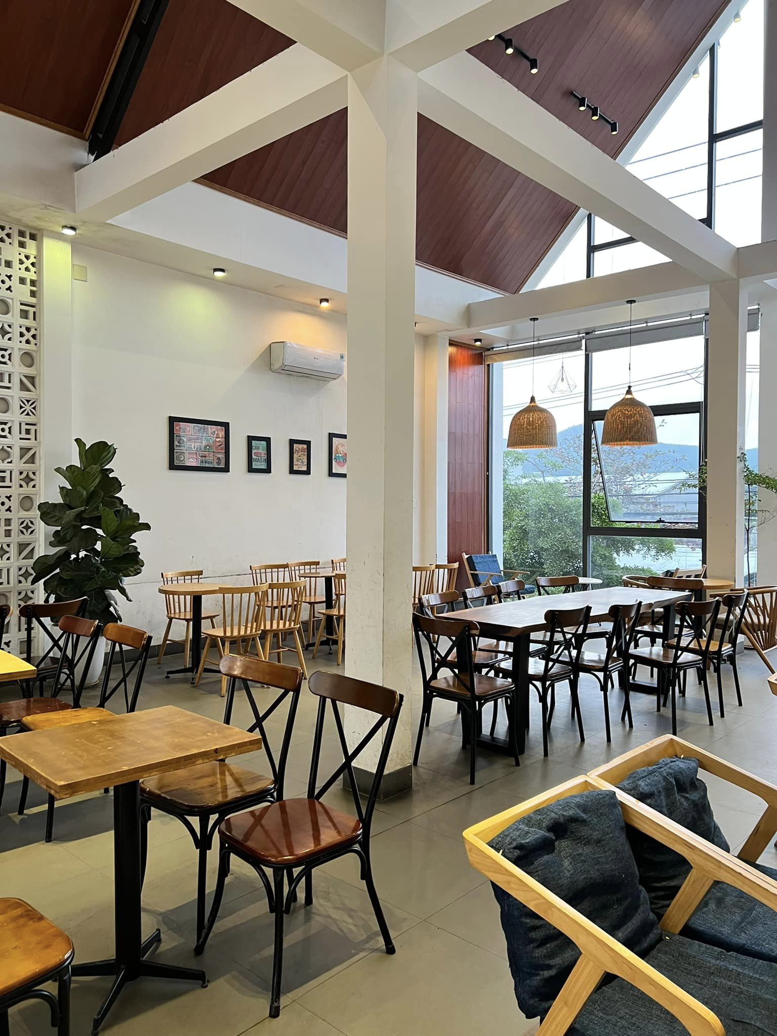 Map Bistro Cafe ảnh 1