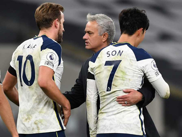 Mourinho đang bay cao cùng Tottenham trên đôi cánh Son-Kane ảnh 1