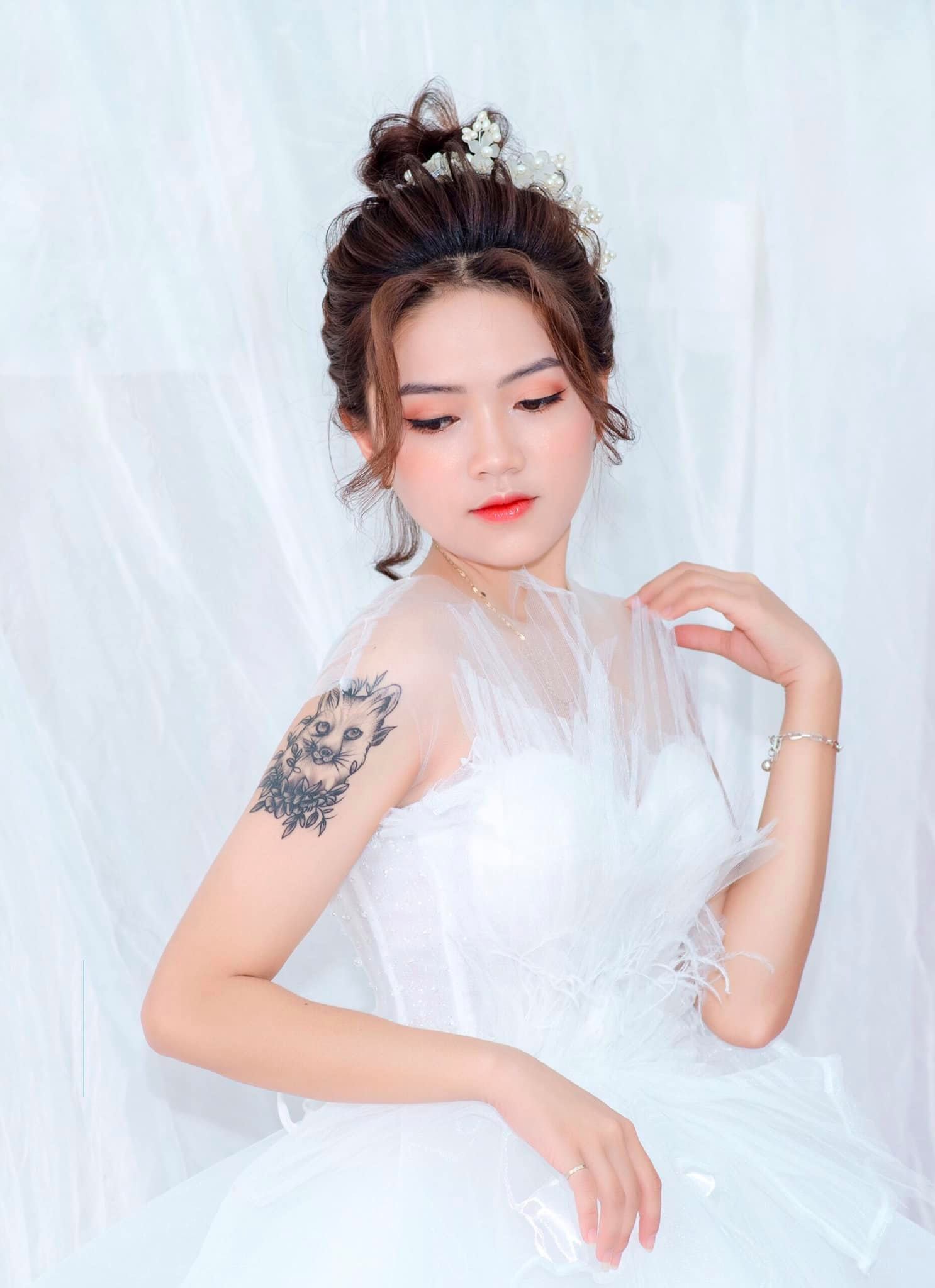 Linh July makeup ảnh 1