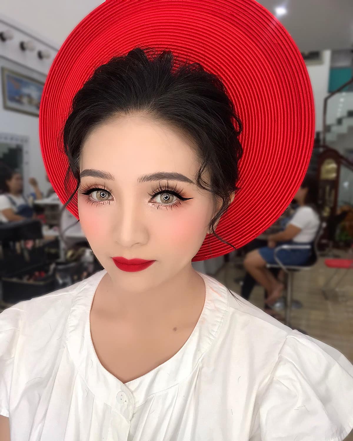 Cát tiên Make up ảnh 2