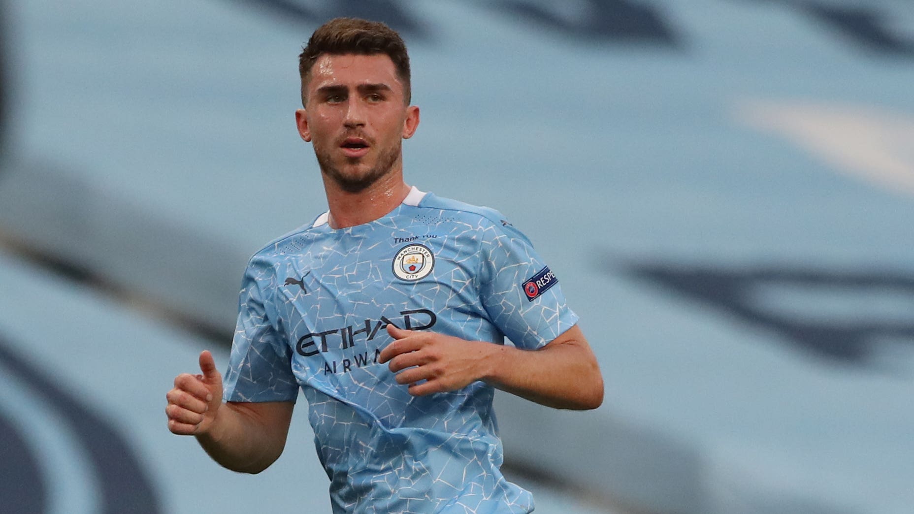 Laporte mang đến sự yên tâm hơn cho hàng thủ Man City ảnh 1