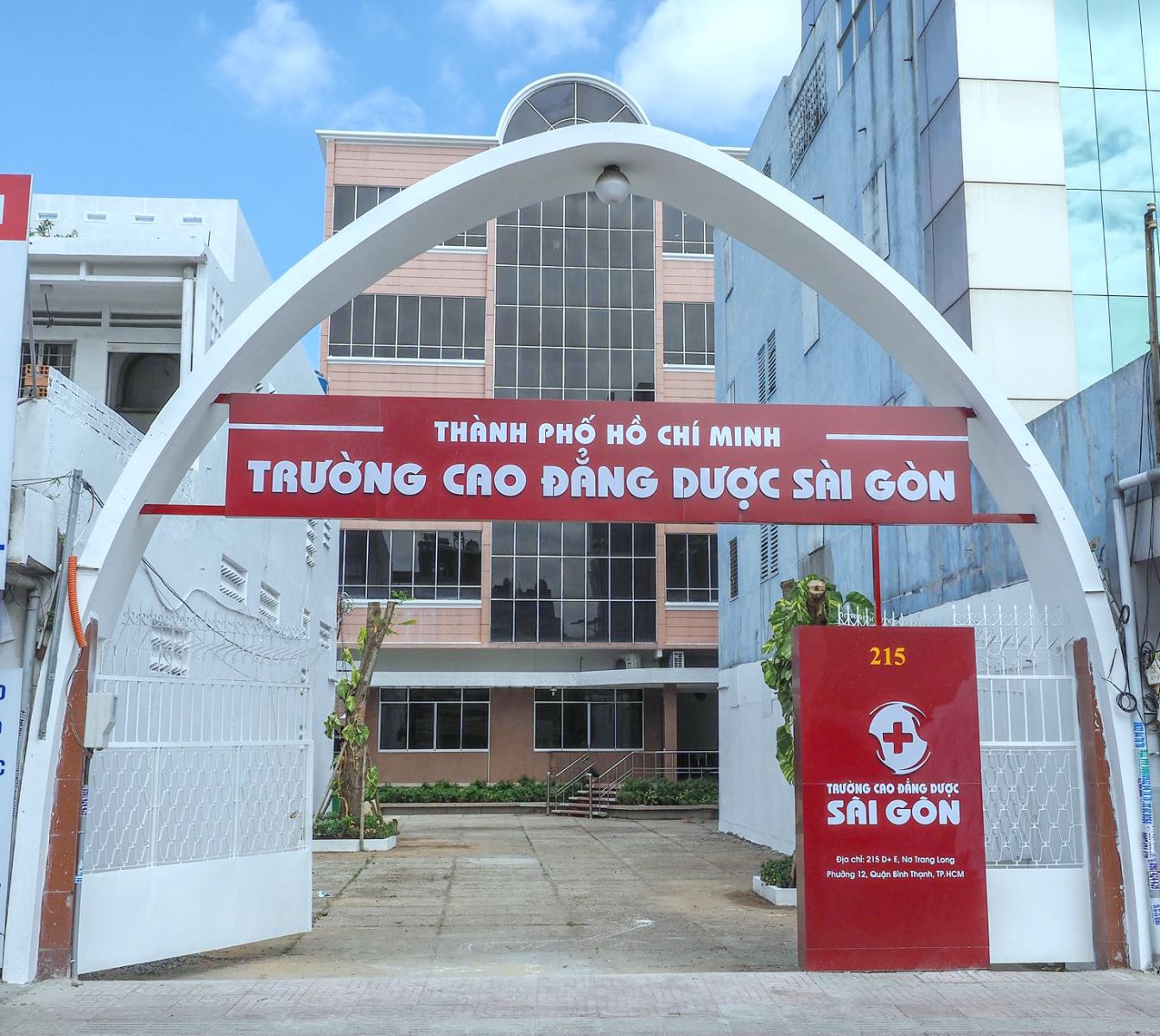 Cao đẳng Y Dược Sài Gòn ảnh 1