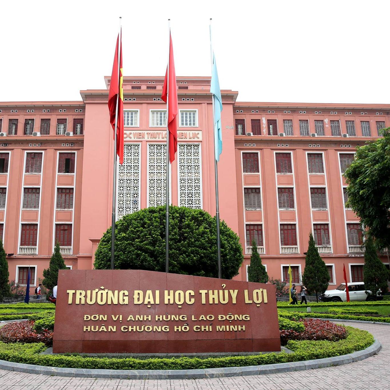 Đại học Thủy lợi ảnh 1