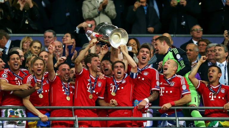 Bayern Munich nâng cao chức cúp vô địch năm 2013 ảnh 1