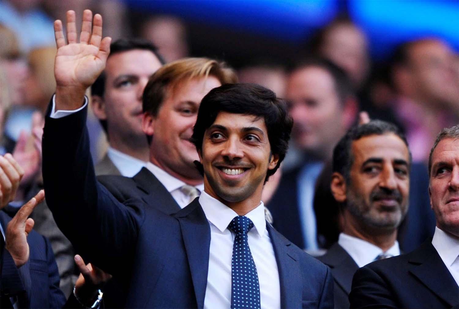 Sheikh Mansour là ông chủ giàu nhất hiện tại sở hữu CLB bóng đá ảnh 1