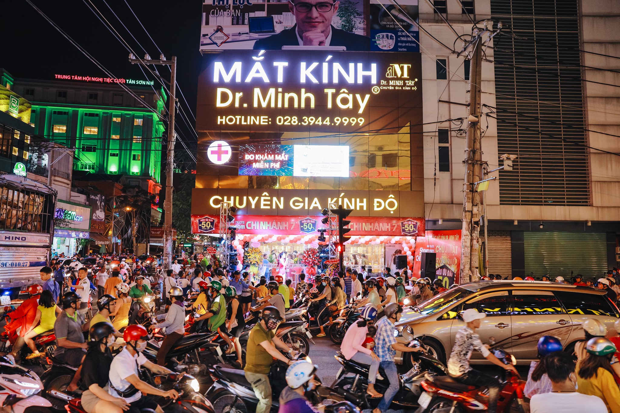 Mắt Kính Dr. Minh Tây ảnh 1