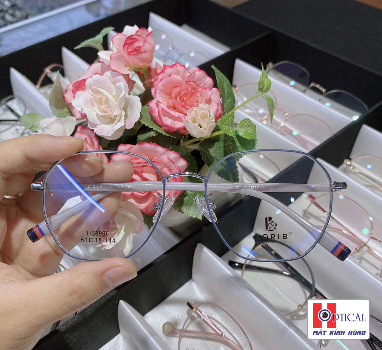 Mắt Kính Hùng - 39 Tố Hữu T.P.Huế. ảnh 2