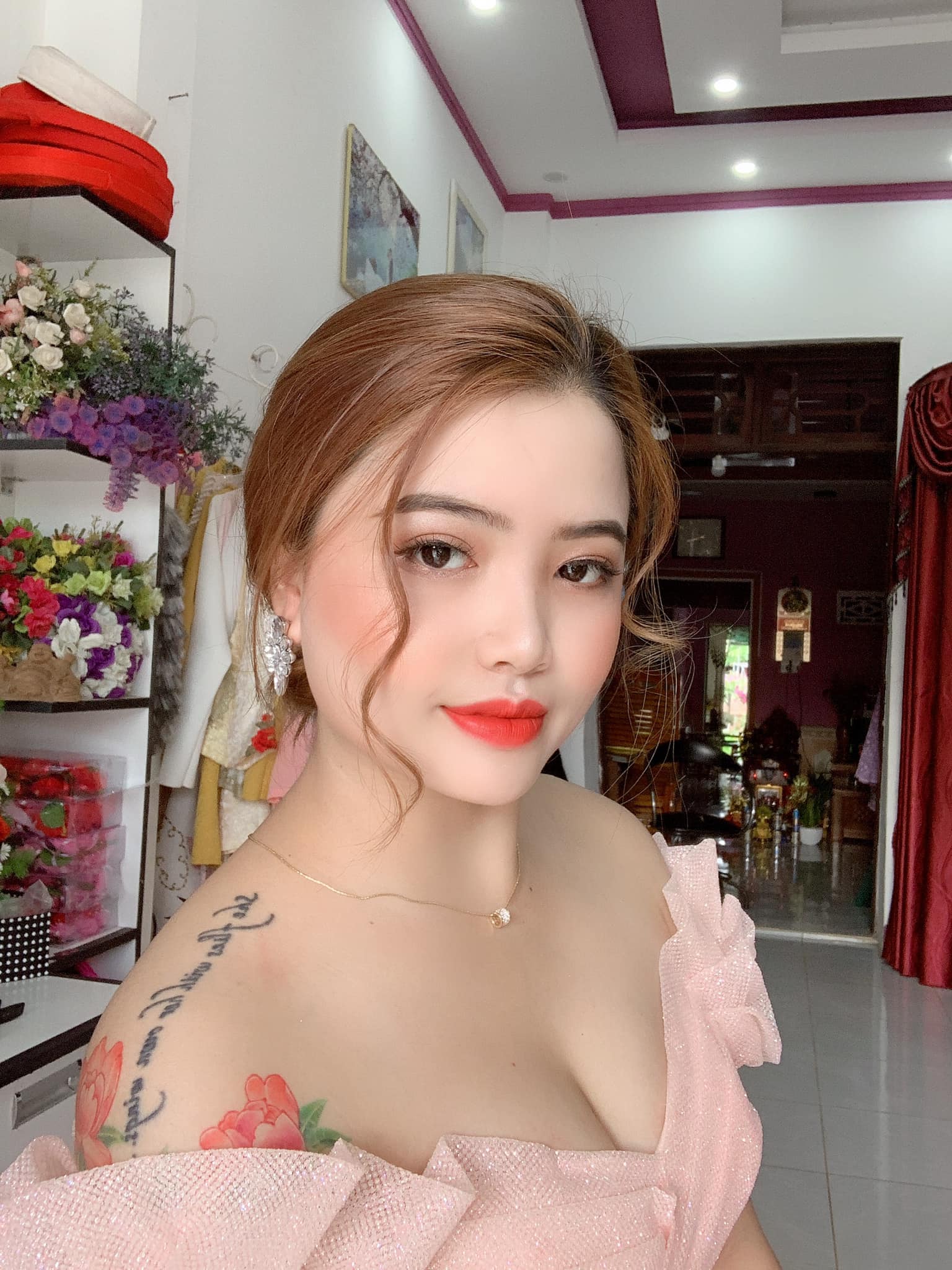 Áo cưới Út Nhi ảnh 2