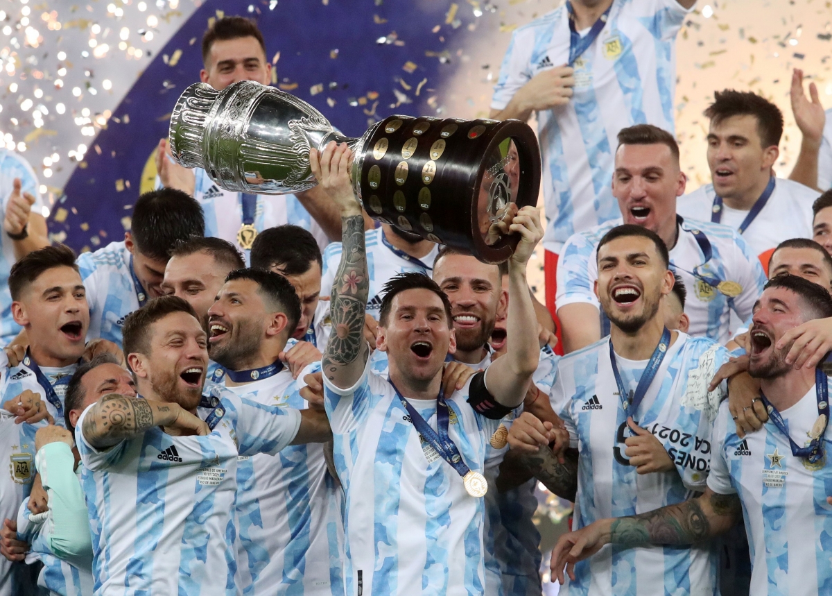 Siêu sao Messi cùng đồng đội mang danh hiệu vô địch thứ 15 cho Argentina ảnh 1