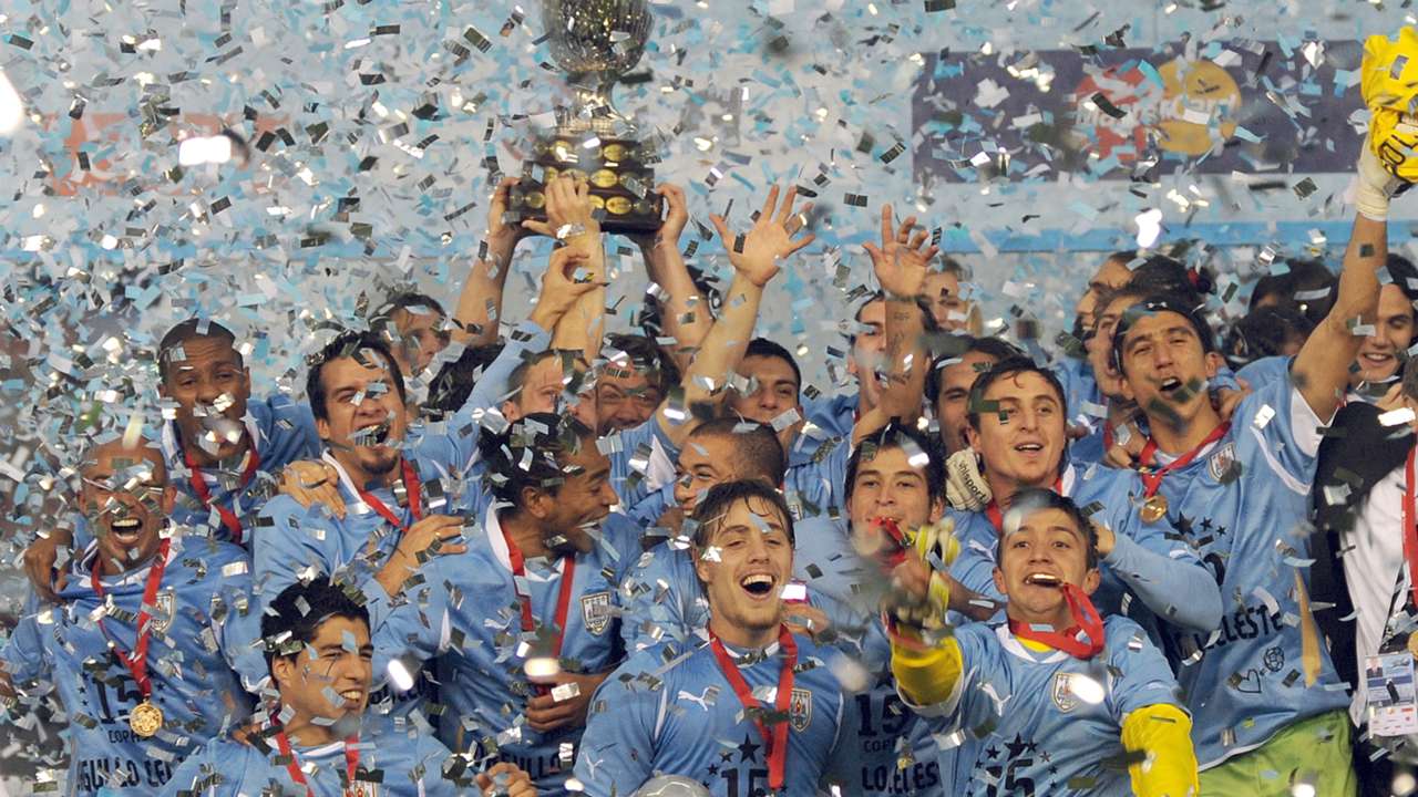 Uruguay cũng có 15 lần nâng cao chức cúp vô địch như Argentina ảnh 1