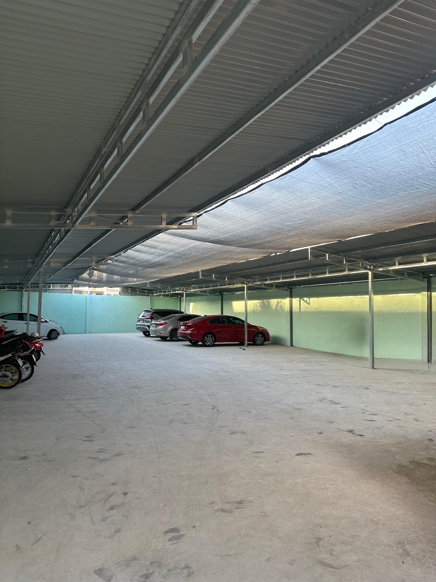 Bãi gửi xe Minh Khang Auto ảnh 1